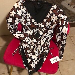 Hurley Sexy Long Sleeve Bathing Suit Sz XL